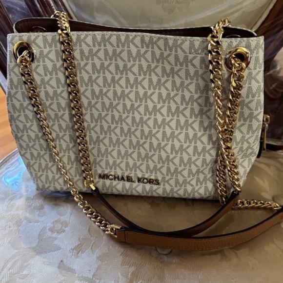 Gently Used Michael Kors Cream & Brown Chain Strap Shoulder Handbag - Picture 1 of 6